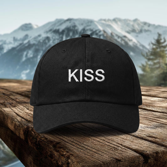 Zoe Kravitz Kiss Hat